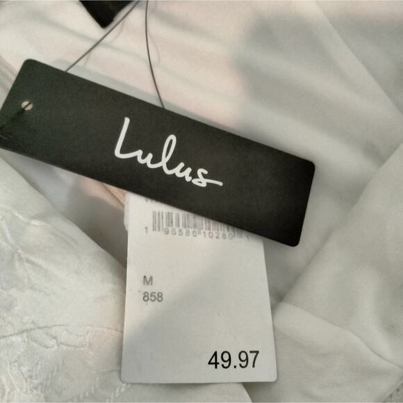 Sale !Lulu's One Shoulder Romper NWT - Picture 8 of 8